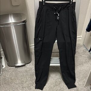 Med Couture Black Jogger Scrub Pants for women